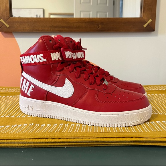 DEADSTOCK - Nike Air Force 1 SUPREME WORLD FAMOUS Red size men’s 10 US - Picture 14 of 16